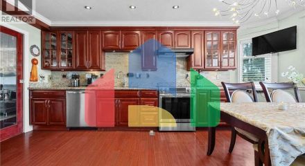 Residential - Townhouse - Richmond, Canada - Canada