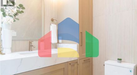 Residential - Single Family Home - Richmond, Canada - Canada