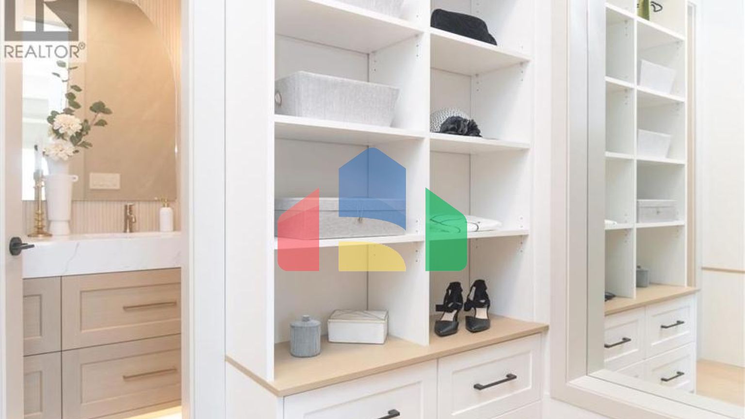 Residential - Single Family Home - Richmond, Canada - Canada