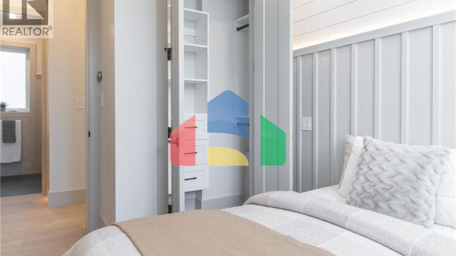 Residential - Single Family Home - Richmond, Canada - Canada