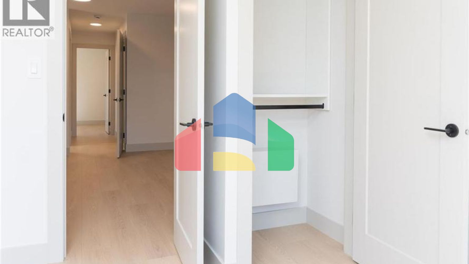 Residential - Single Family Home - Richmond, Canada - Canada