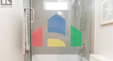 Residential - Single Family Home - Richmond, Canada - Canada