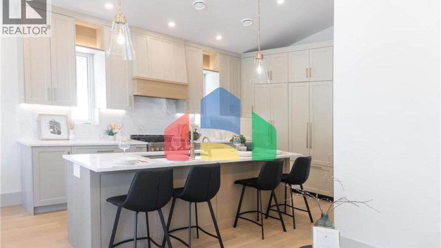 Residential - Single Family Home - Richmond, Canada - Canada