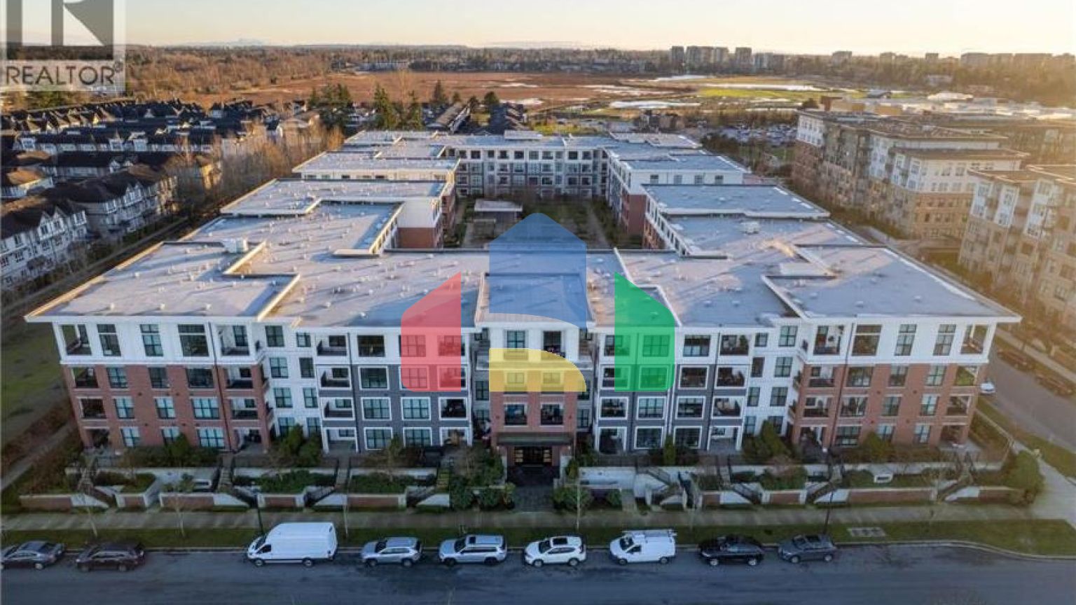 Residential - Condo/Apartment - Richmond, Canada - Canada