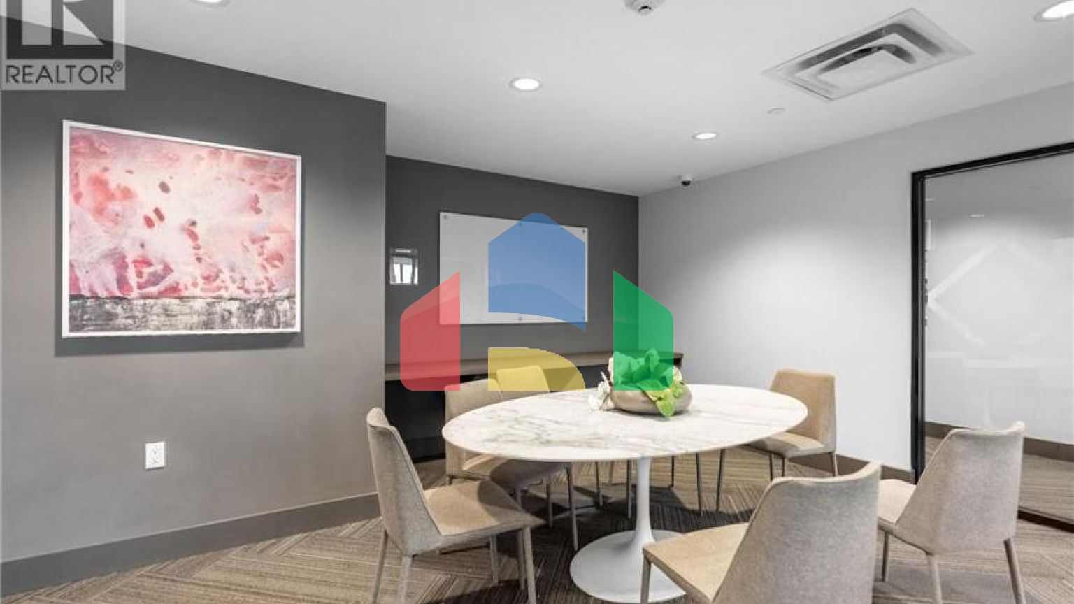 Residential - Condo/Apartment - Richmond, Canada - Canada