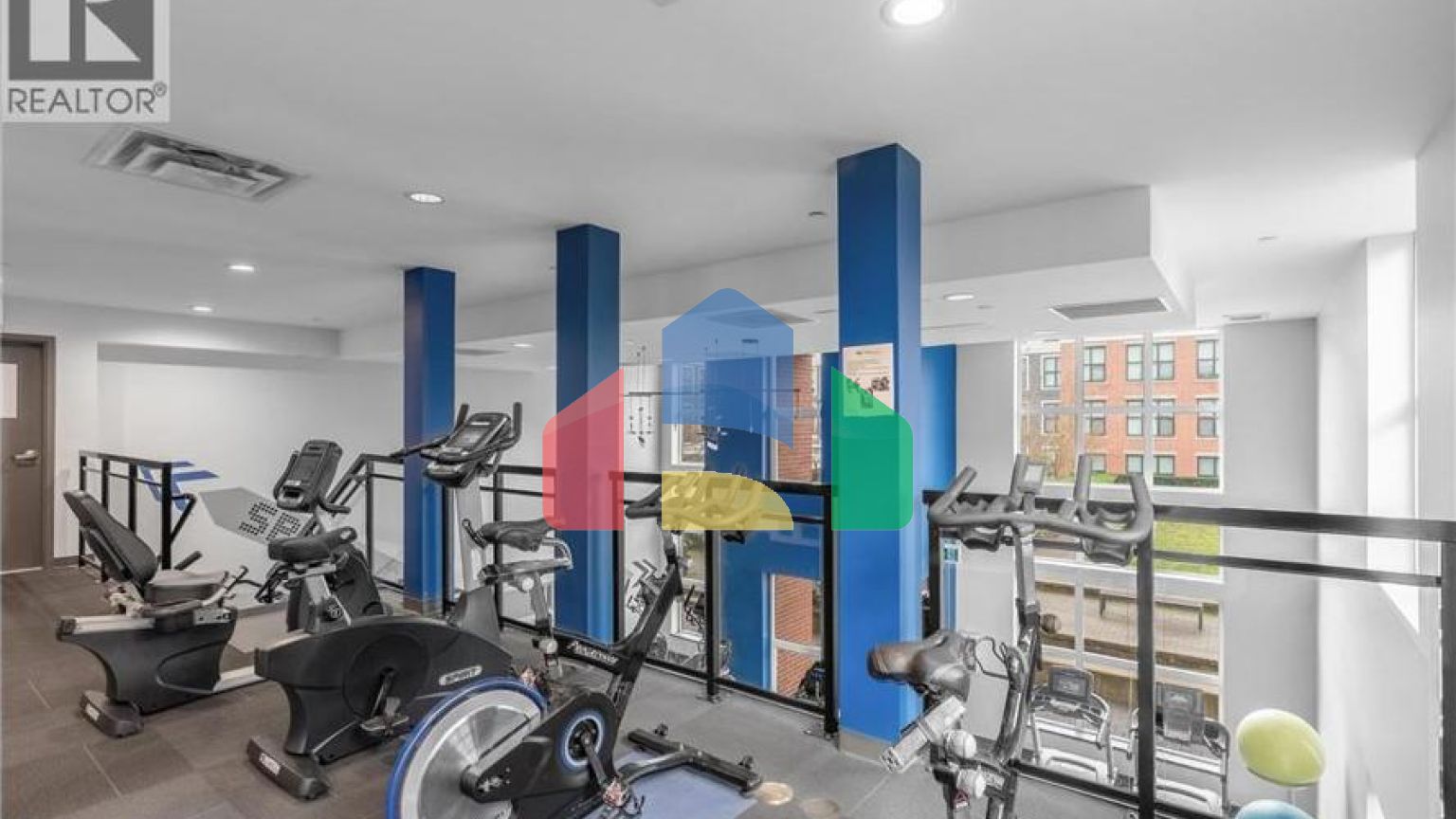 Residential - Condo/Apartment - Richmond, Canada - Canada