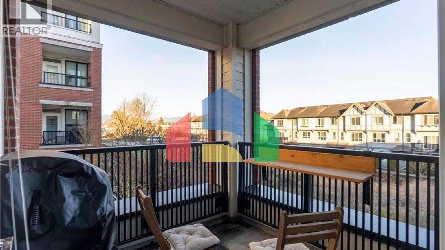 Residential - Condo/Apartment - Richmond, Canada - Canada