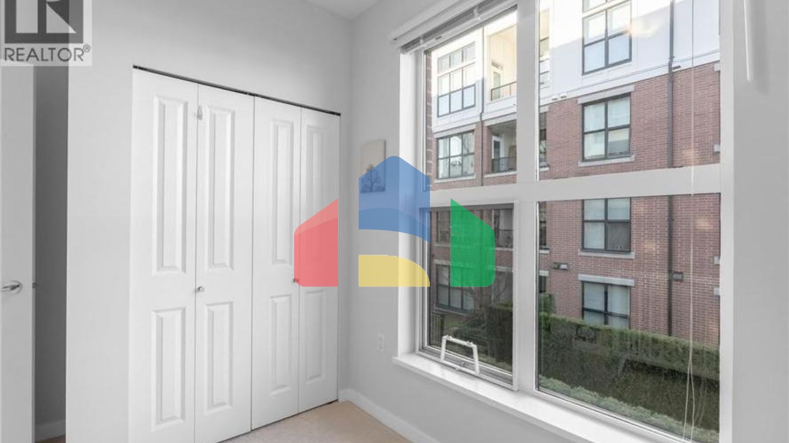 Residential - Condo/Apartment - Richmond, Canada - Canada