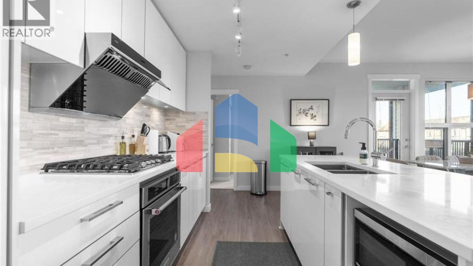 Residential - Condo/Apartment - Richmond, Canada - Canada