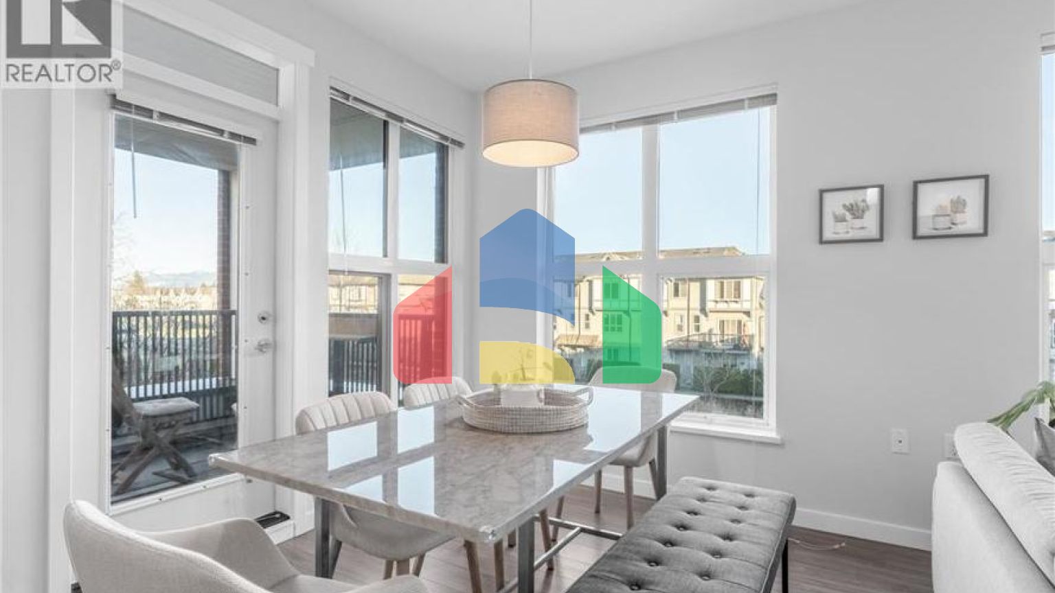 Residential - Condo/Apartment - Richmond, Canada - Canada