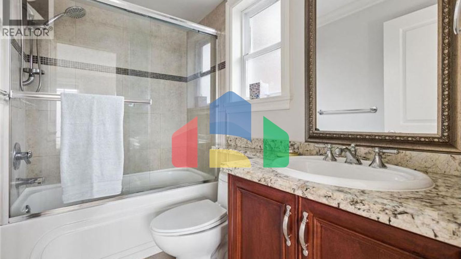 Residential - Single Family Home - Richmond, Canada - Canada