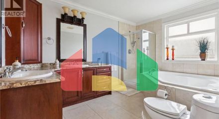 Residential - Single Family Home - Richmond, Canada - Canada