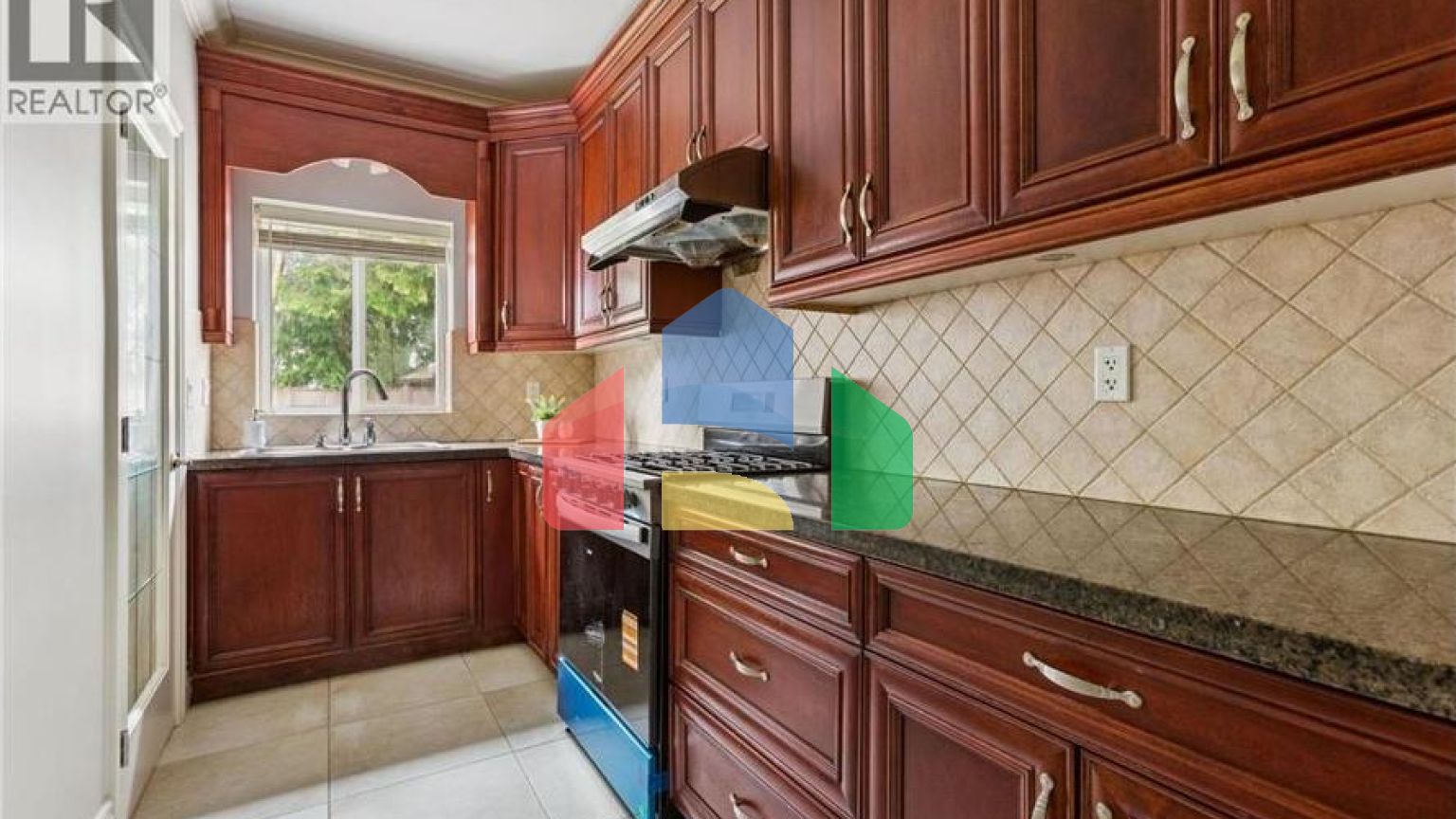 Residential - Single Family Home - Richmond, Canada - Canada