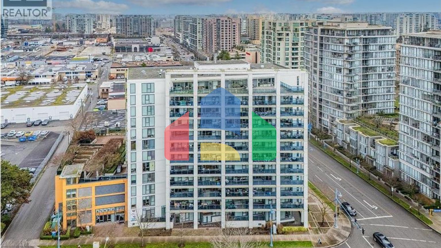 Residential - Single Family Home - Richmond, Canada - Canada