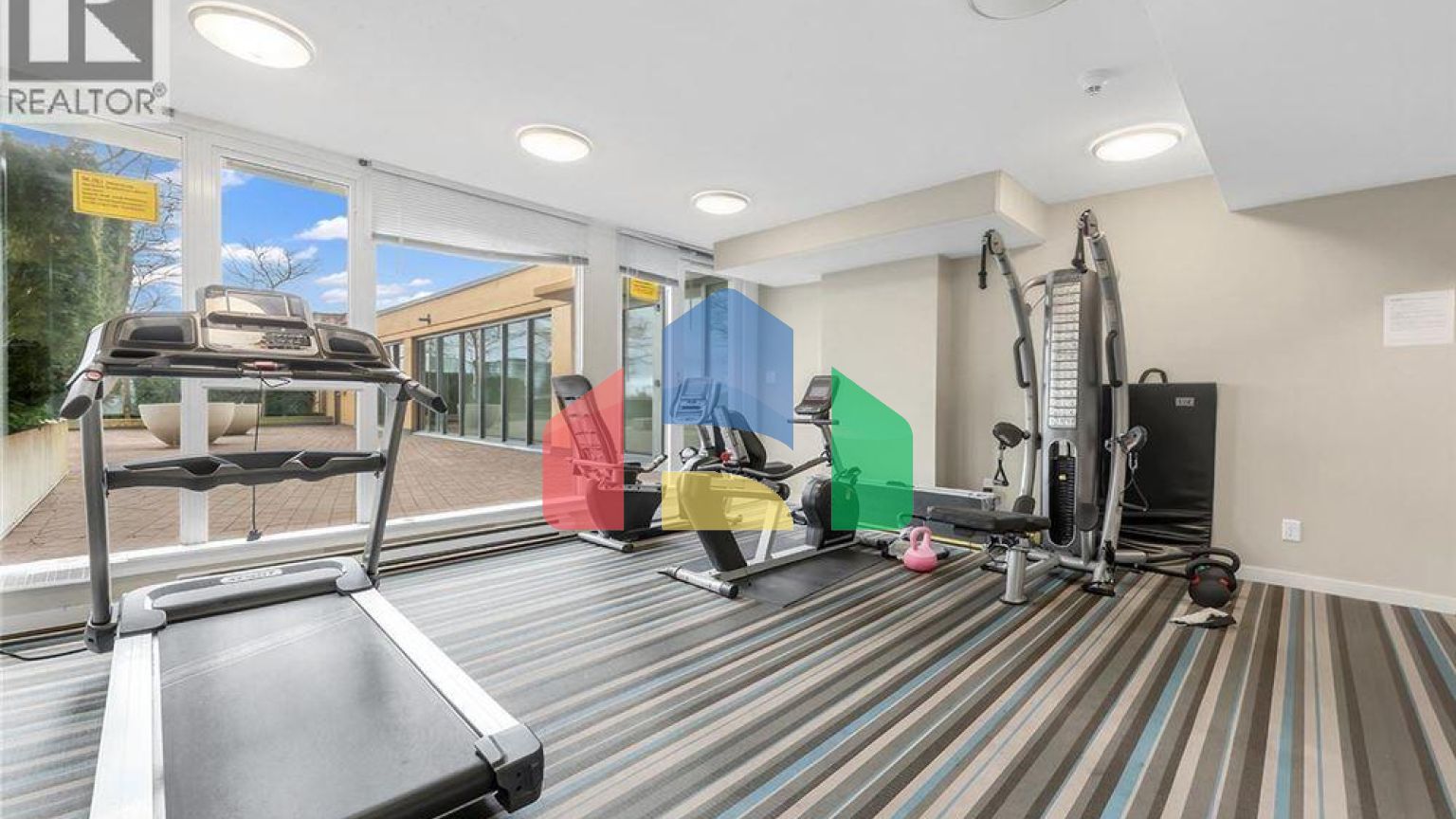 Residential - Single Family Home - Richmond, Canada - Canada