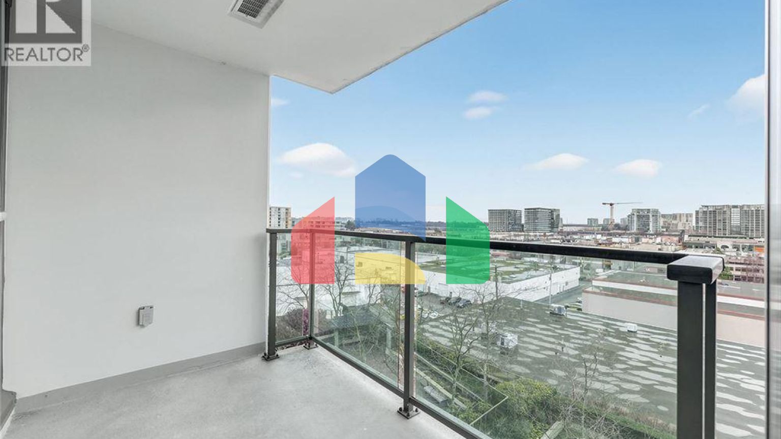 Residential - Single Family Home - Richmond, Canada - Canada