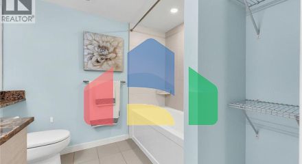 Residential - Single Family Home - Richmond, Canada - Canada