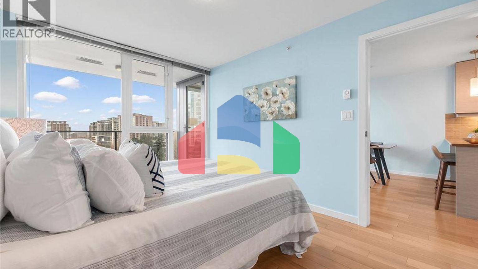 Residential - Single Family Home - Richmond, Canada - Canada