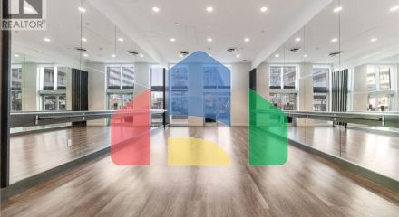 Residential - Single Family Home - Richmond, Canada - Canada