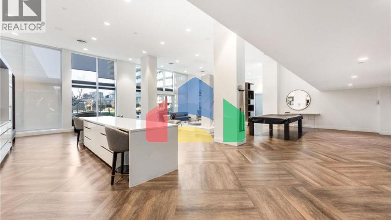 Residential - Single Family Home - Richmond, Canada - Canada