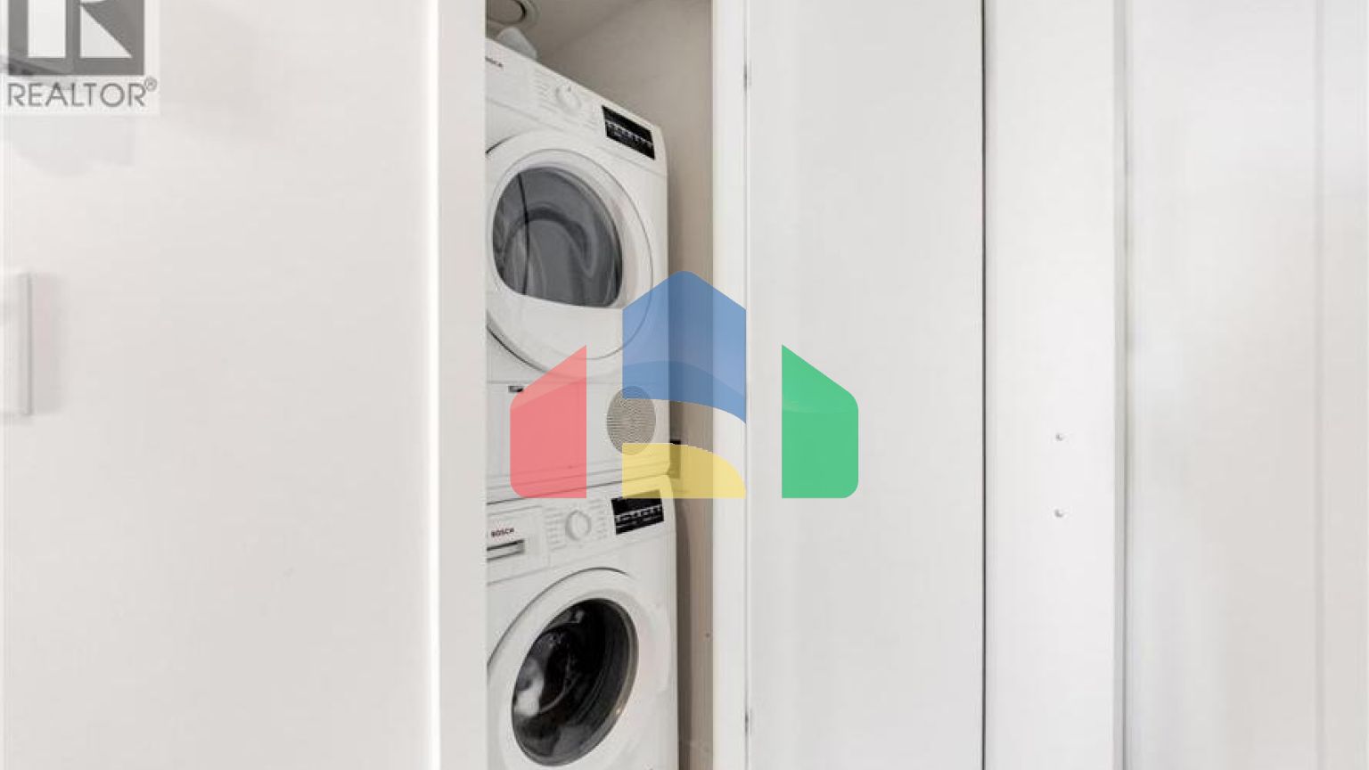 Residential - Single Family Home - Richmond, Canada - Canada