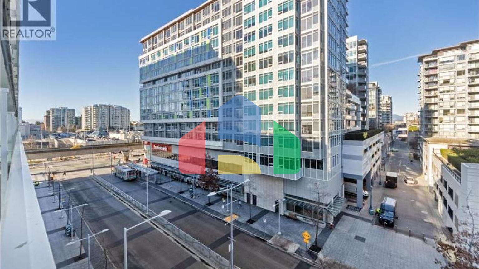 Residential - Single Family Home - Richmond, Canada - Canada