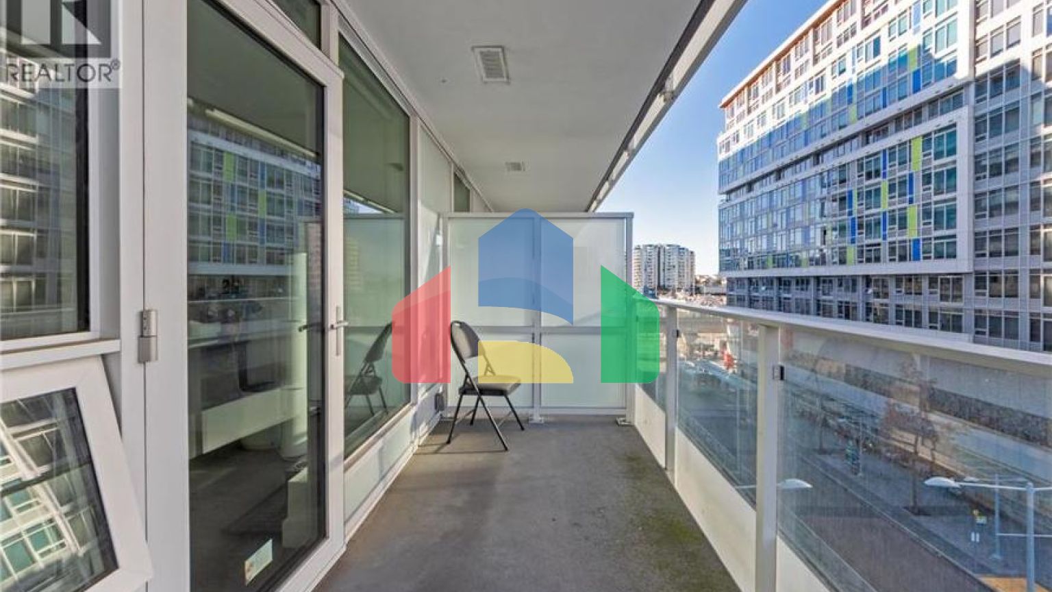 Residential - Single Family Home - Richmond, Canada - Canada