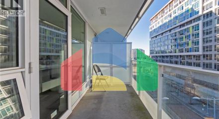 Residential - Single Family Home - Richmond, Canada - Canada