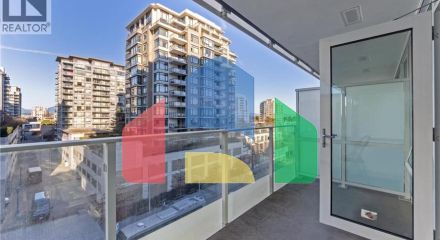 Residential - Single Family Home - Richmond, Canada - Canada