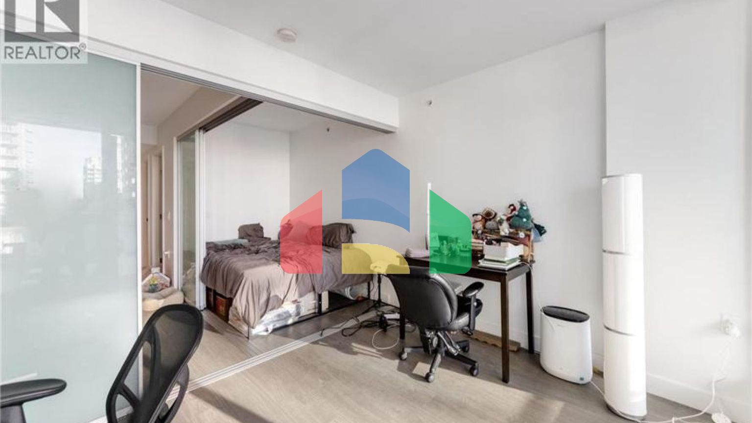 Residential - Single Family Home - Richmond, Canada - Canada