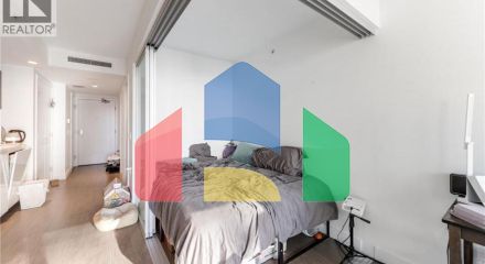 Residential - Single Family Home - Richmond, Canada - Canada