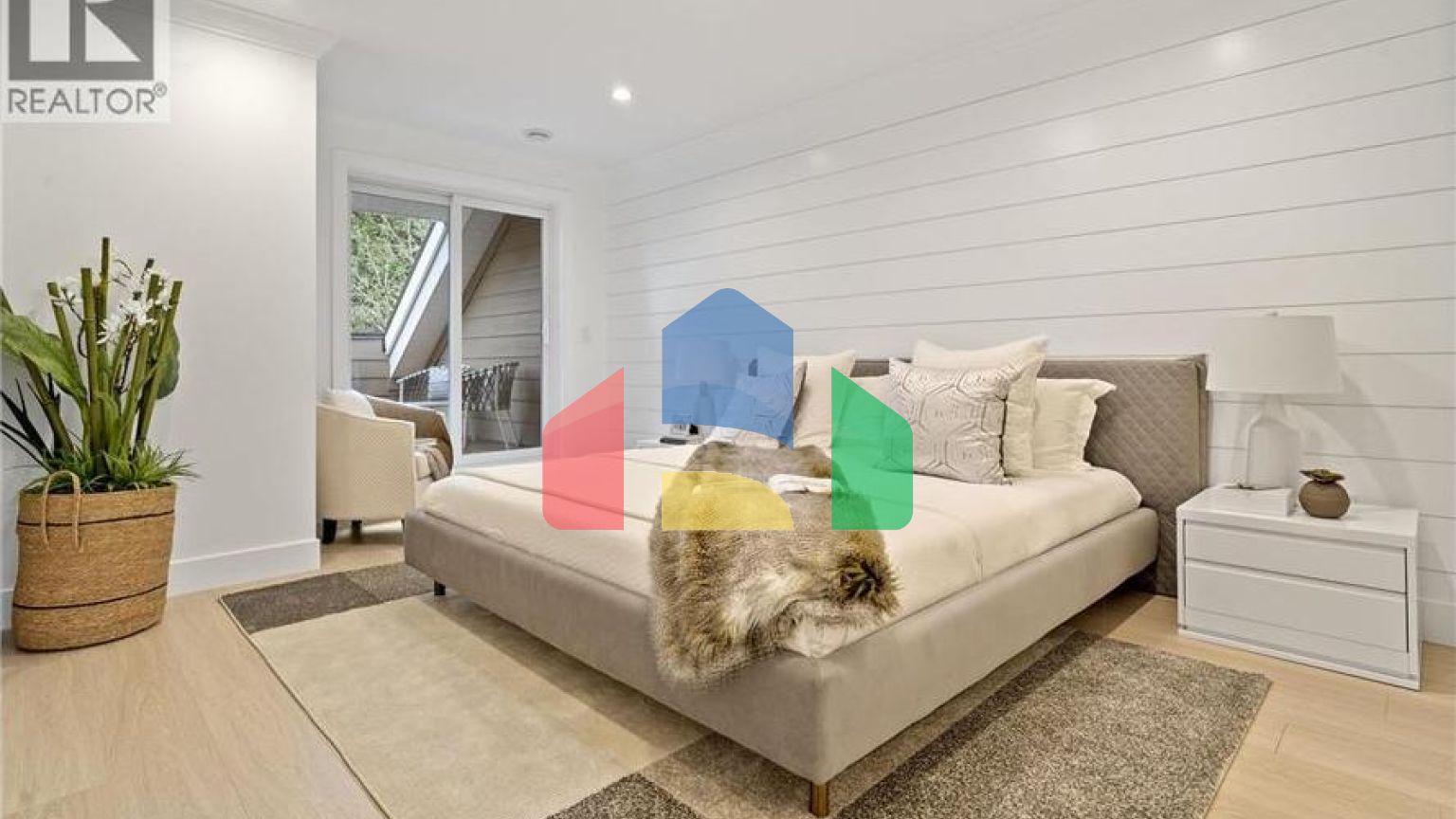 Residential - Single Family Home - Richmond, Canada - Canada