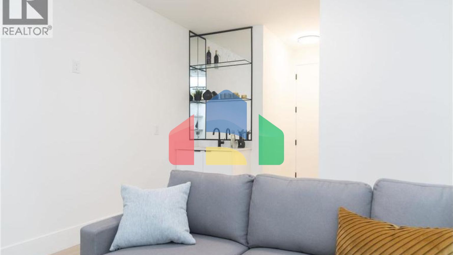 Residential - Single Family Home - Richmond, Canada - Canada