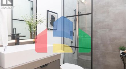 Residential - Single Family Home - Richmond, Canada - Canada