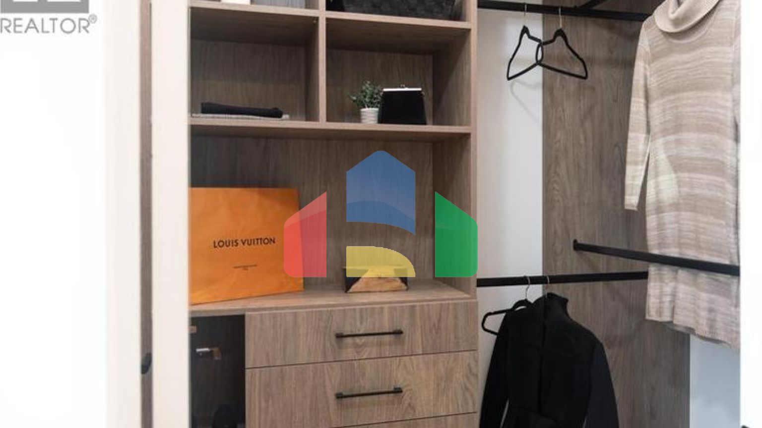 Residential - Single Family Home - Richmond, Canada - Canada