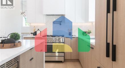 Residential - Single Family Home - Richmond, Canada - Canada