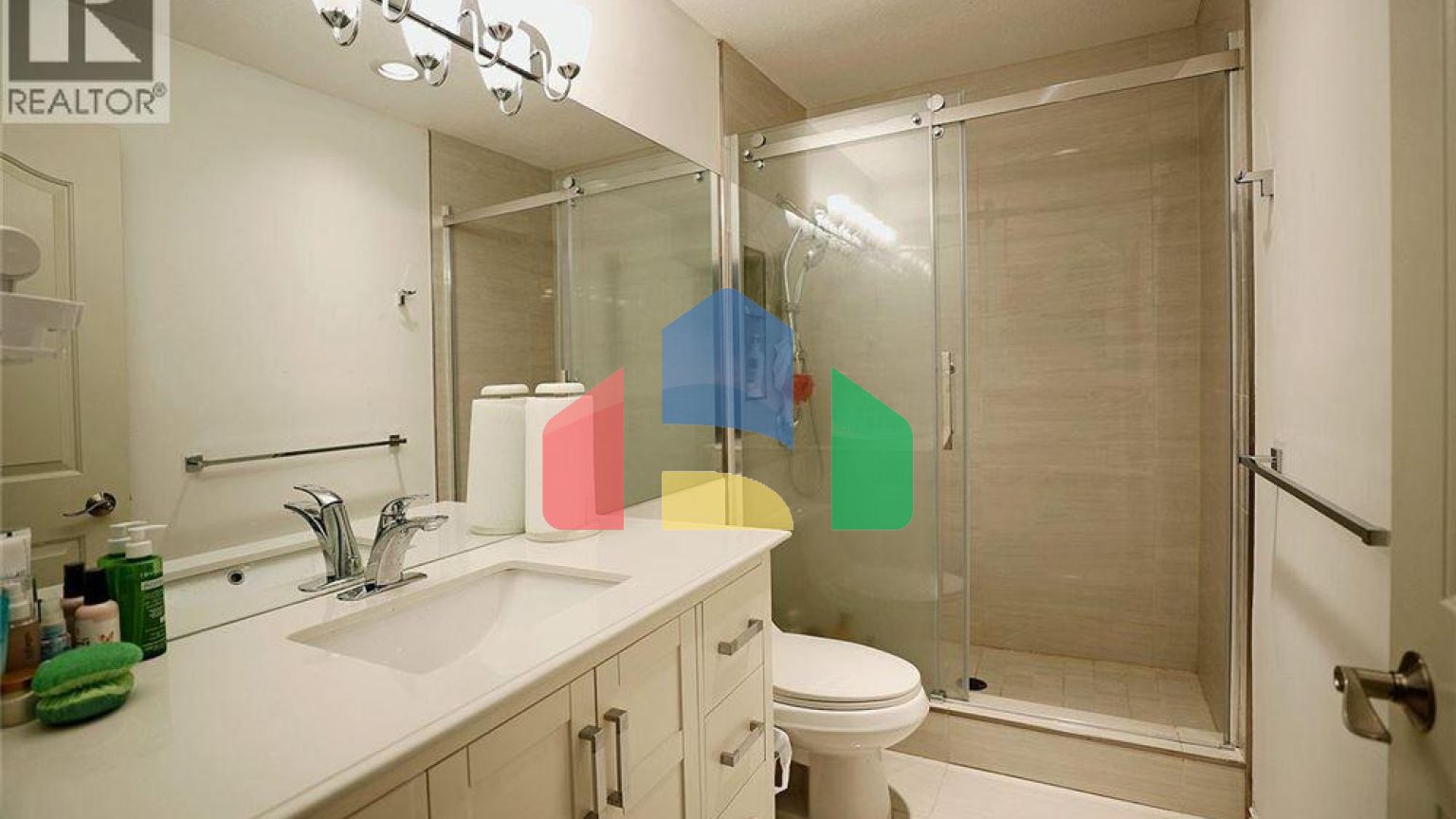 Residential - Townhouse - Richmond, Canada - Canada