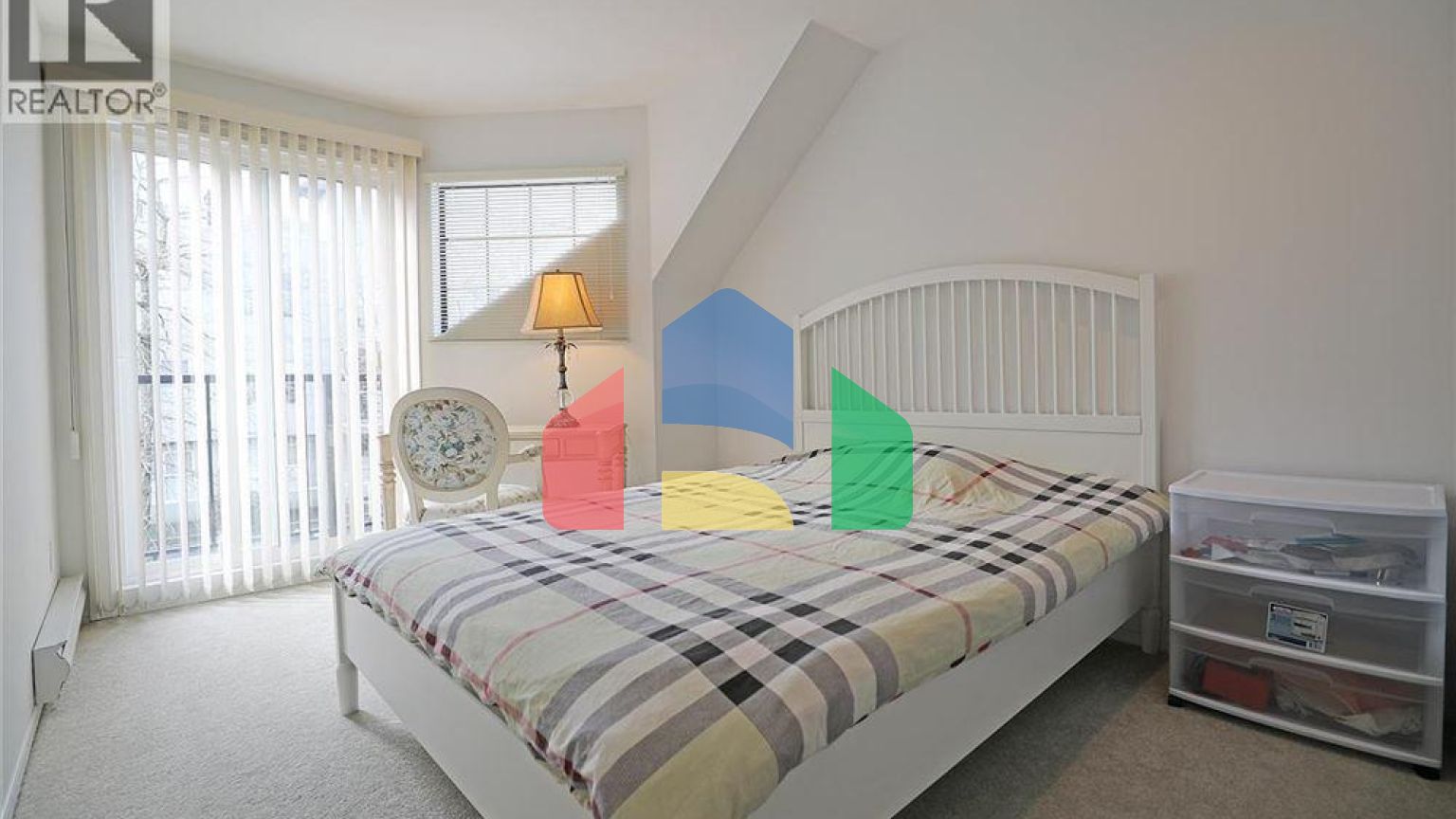 Residential - Townhouse - Richmond, Canada - Canada