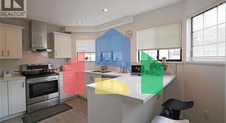 Residential - Townhouse - Richmond, Canada - Canada