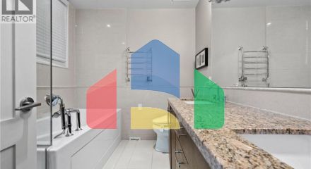 Residential - Single Family Home - Richmond, Canada - Canada