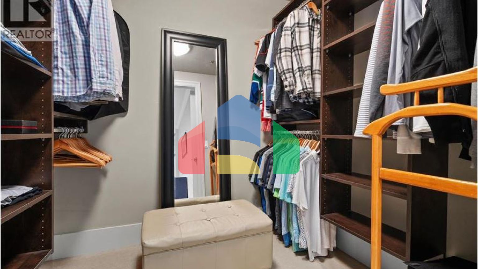 Residential - Single Family Home - Richmond, Canada - Canada