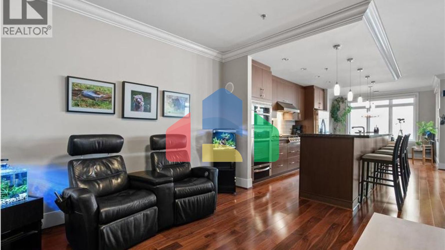 Residential - Single Family Home - Richmond, Canada - Canada