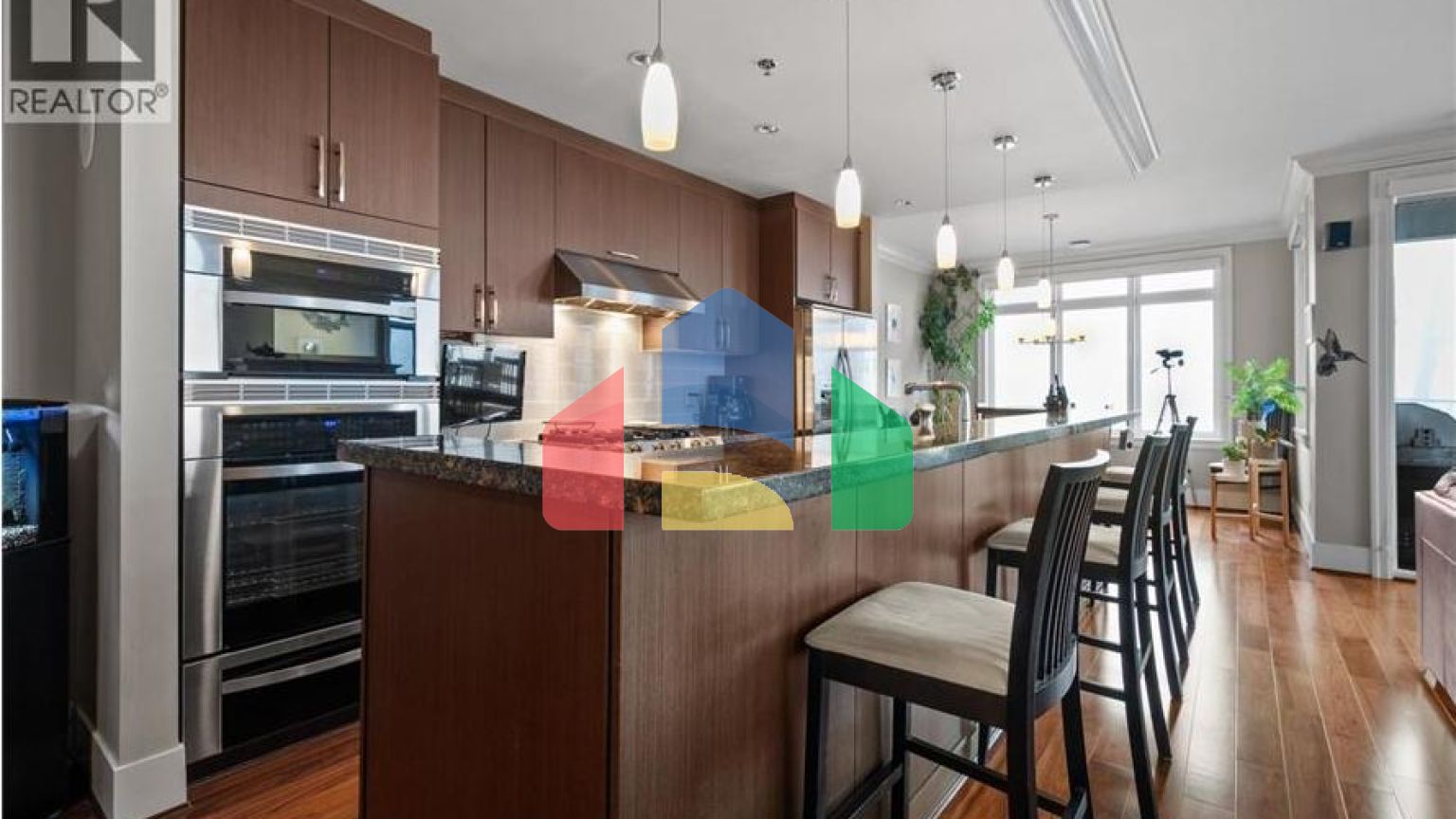 Residential - Single Family Home - Richmond, Canada - Canada