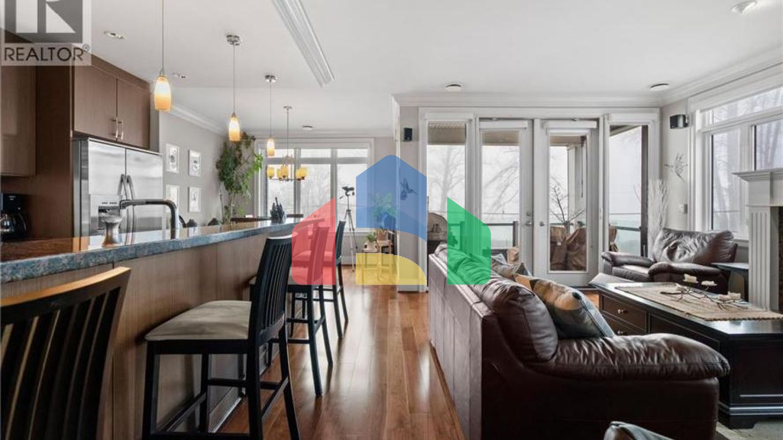 Residential - Single Family Home - Richmond, Canada - Canada