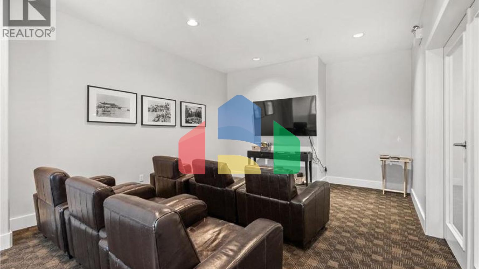 Residential - Single Family Home - Richmond, Canada - Canada