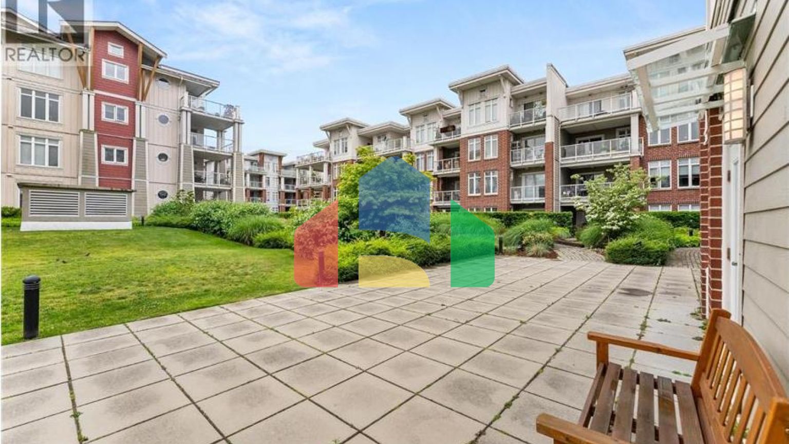 Residential - Single Family Home - Richmond, Canada - Canada