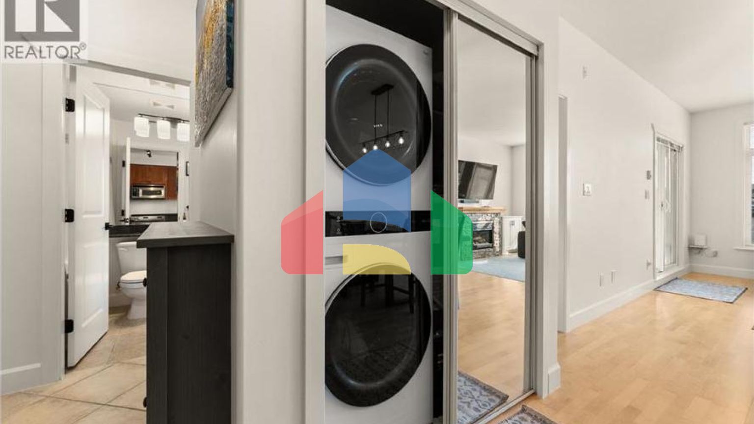 Residential - Single Family Home - Richmond, Canada - Canada