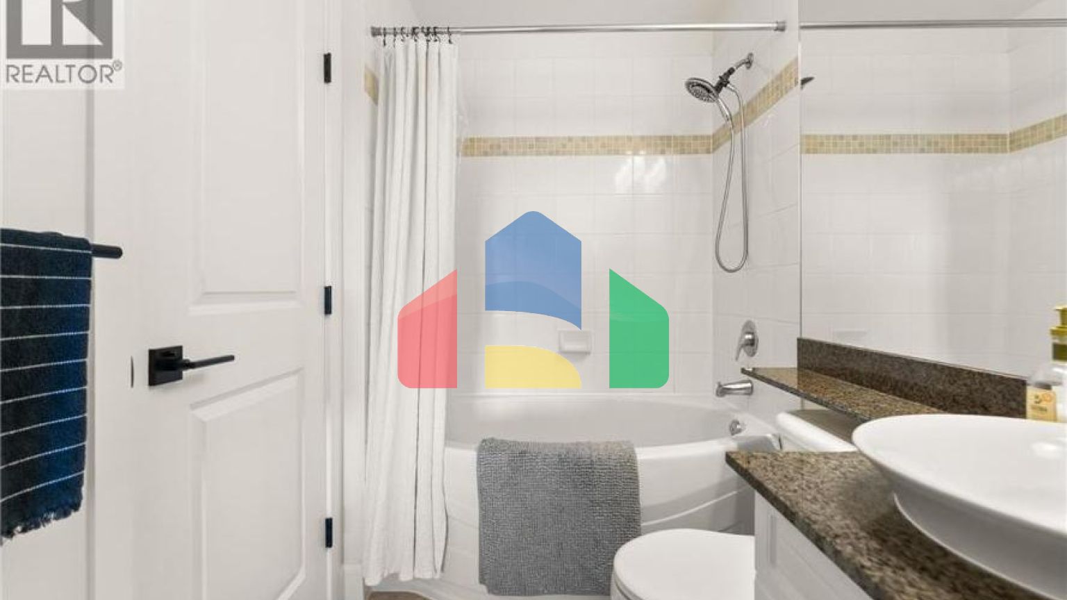 Residential - Single Family Home - Richmond, Canada - Canada