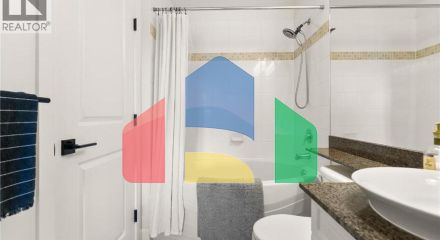 Residential - Single Family Home - Richmond, Canada - Canada