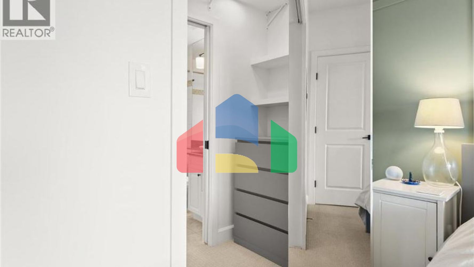 Residential - Single Family Home - Richmond, Canada - Canada